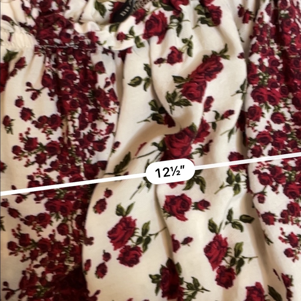 Brandy Melville floral off the shoulder crop top - Picture 3 of 4